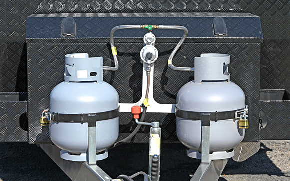 Truck trailer with two propane tanks